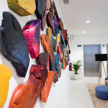 Bluesock Hostels Porto Eksteriør bilde The lobby of the new building