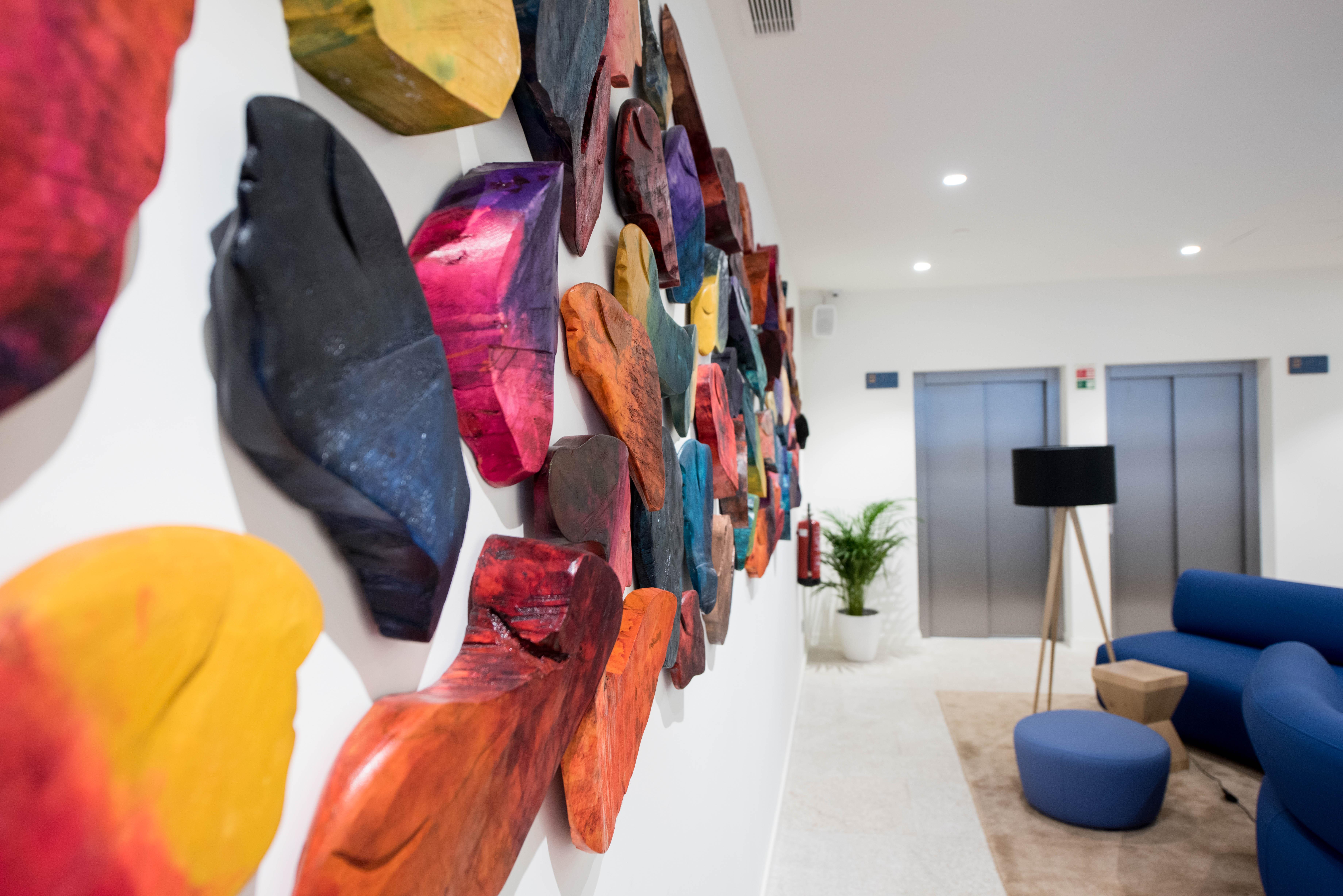 Bluesock Hostels Porto Eksteriør bilde The lobby of the new building