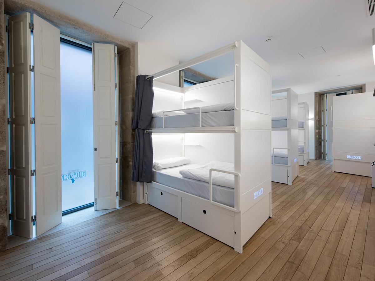 Bluesock Hostels Porto Eksteriør bilde A room at the hotel